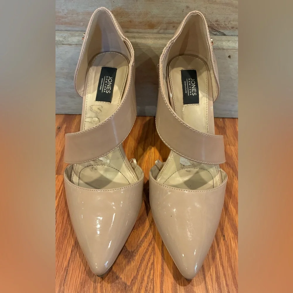 Jones New York Signature Colette Beige Patent Leather Stiletto Heels Women Sz 7M
